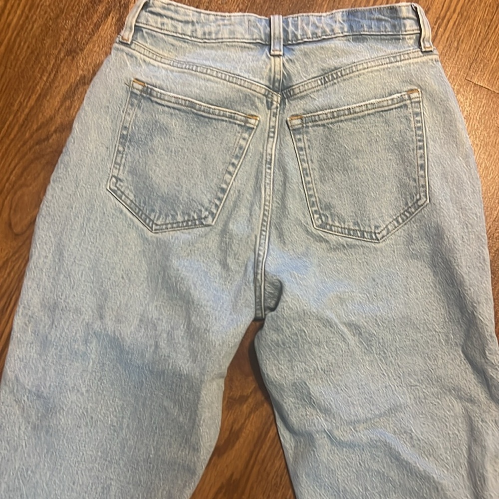 Abercrombie Curve Love The 80s Mom High Rise Jean W26 2S - Picture 6 of 10